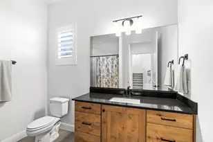 2726 E Ashwood Ln, Saint George, UT 84790 - Photo 9