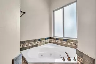 438 N Stone Mountain Dr, Saint George, UT 84770 - Photo 15