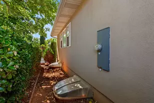 180 N 1100 E, Washington, UT 84780 - Photo 29