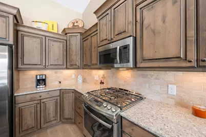 5120 S Carmel Bluffs Dr, Saint George, UT 84790 - Photo 11
