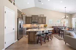 5120 S Carmel Blfs Dr, Saint George, UT 84790 - Photo 9