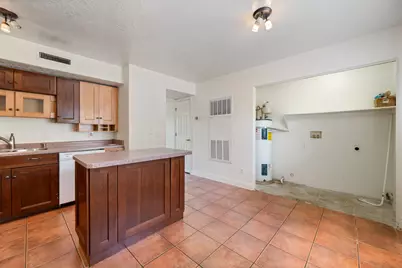 684 W Buena Vista #202, Washington, UT 84780 - Photo 5