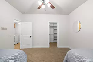 1019 S 900 E, Saint George, UT 84790 - Photo 77