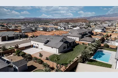 3477 S Pecos Dr, Washington, UT 84780 - Photo 9