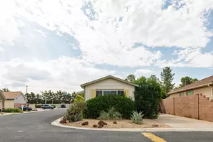 4400 W State St, Hurricane, UT 84737 - Photo 13