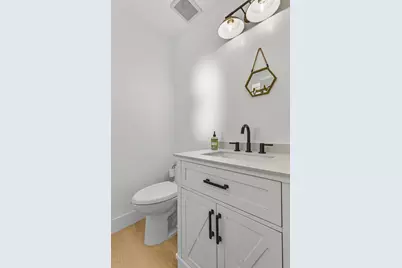 765 N Juniper St, Hildale, UT 84784 - Photo 19