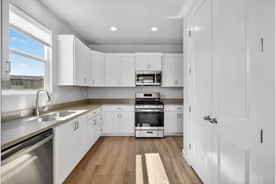2118 W 380 S, Hurricane, UT 84737 - Photo 7