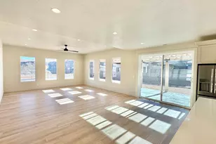 296 E 1100 N, Hurricane, UT 84737 - Photo 17