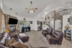 222 S Valley View Dr, Hurricane, UT 84737 - Photo 5