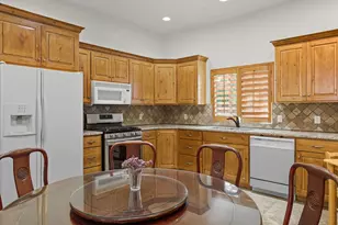 126 N Painted Hills Dr, Ivins, UT 84738 - Photo 21