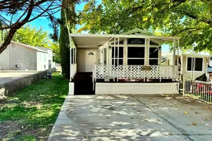 1150 W Red Hills Pkwy, Washington, UT 84780 - Photo 1