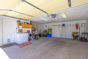 392 N Windsor Dr, Washington, UT 84780 - Photo 7