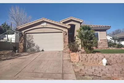 82 W Judd Ln, Hurricane, UT 84737 - Photo 1