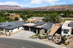 723 S 1220 W, Hurricane, UT 84737 - Photo 31