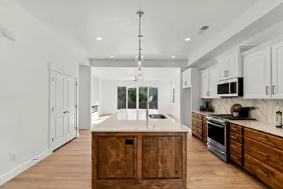 723 S 1220 W, Hurricane, UT 84737 - Photo 7
