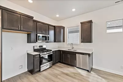 3074 W Runway Dr, Cedar City, UT 84720 - Photo 9