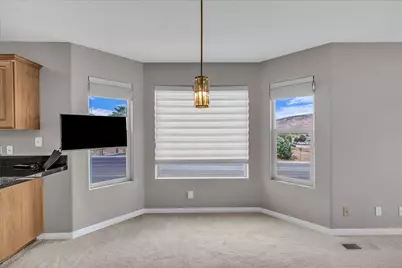 639 W Uxbridge Cir, Saint George, UT 84770 - Photo 5
