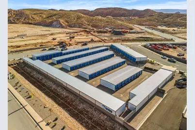 68 S Warehouse Rd, Washington, UT 84780 - Photo 13