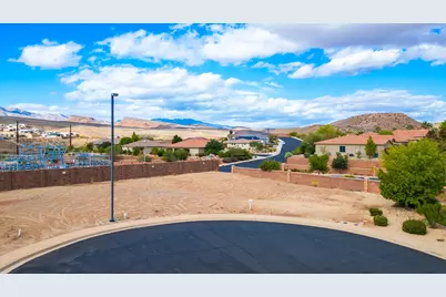 2702 W San Marcus Cir, Saint George, UT 84770 - Photo 19