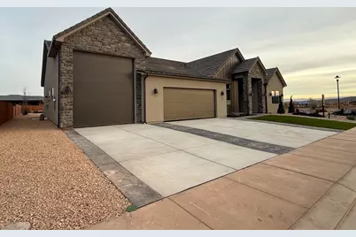 12 N 640 W, Ivins, UT 84738 - Photo 3