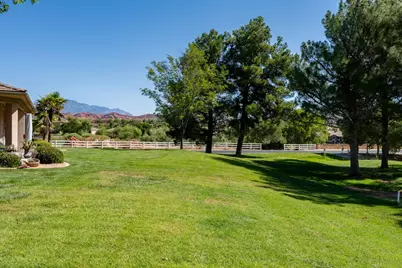 2005 W Monterey Dr, Saint George, UT 84770 - Photo 41