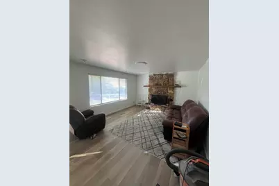 646 N 2000 E, Saint George, UT 84790 - Photo 3