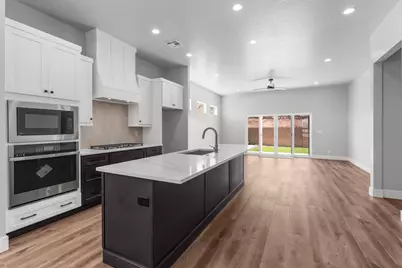 1071 E Coyote Crest Dr, Washington, UT 84780 - Photo 11