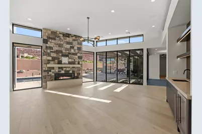 2498 N La Casa Cir, Saint George, UT 84770 - Photo 13