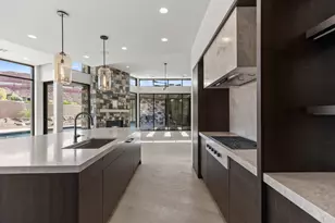 2498 N La Casa Cir, Saint George, UT 84770 - Photo 5