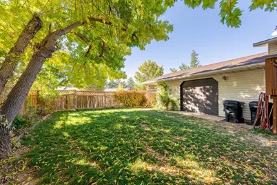 1137 W Brook St, Cedar City, UT 84721 - Photo 27