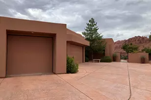 1068 E Grandview Dr, Ivins, UT 84738 - Photo 7