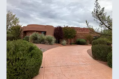 1068 E Grandview Dr, Ivins, UT 84738 - Photo 5