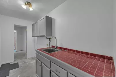 85 E 400 N, Hurricane, UT 84737 - Photo 31