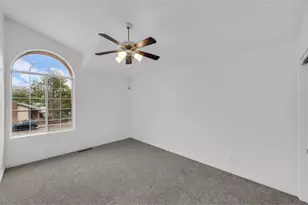 85 E 400 N, Hurricane, UT 84737 - Photo 11