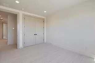 1602 E Center Pointe Dr, Lehi, UT 84043 - Photo 17