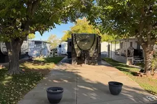 1150 W Red Hills Pkwy, Washington, UT 84780 - Photo 1