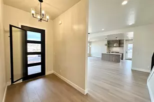 1023 N Falcon Ridge View, Hurricane, UT 84737 - Photo 7