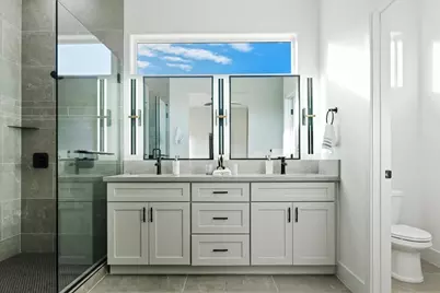 2011 W Grand Teton Rd, Hurricane, UT 84737 - Photo 13