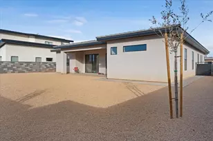 2011 W Grand Teton Rd, Hurricane, UT 84737 - Photo 27