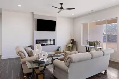 2011 W Grand Teton Rd, Hurricane, UT 84737 - Photo 5