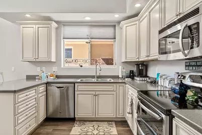 2399 W Crescent Heights Dr, Cedar City, UT 84720 - Photo 17