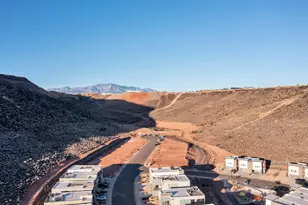 878 S Walker Way, Saint George, UT 84770 - Photo 43