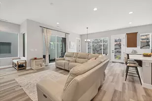 878 S Walker Way, Saint George, UT 84770 - Photo 7