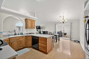 1314 E Pine Valley St, Washington, UT 84780 - Photo 11