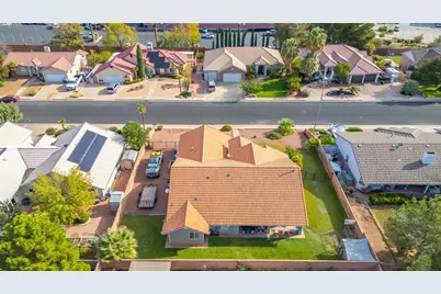 695 N Daybreak Dr, Saint George, UT 84770 - Photo 57