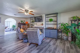 695 N Daybreak Dr, Saint George, UT 84770 - Photo 19