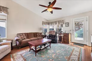 1821 W Wide River Dr, Saint George, UT 84790 - Photo 7