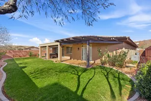 3278 E Sweetwater Springs Dr, Washington, UT 84780 - Photo 45