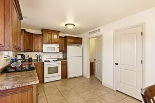 370 W 1425 N, Cedar City, UT 84721 - Photo 11
