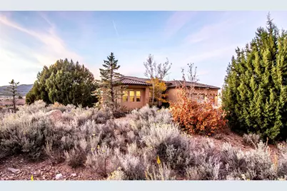 2198 Chekshani Cliffs Ln, New Harmony, UT 84757 - Photo 7